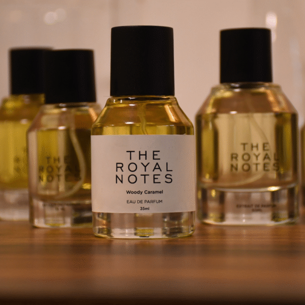 WOODY CARAMEL eau de perfume - Gambar 3